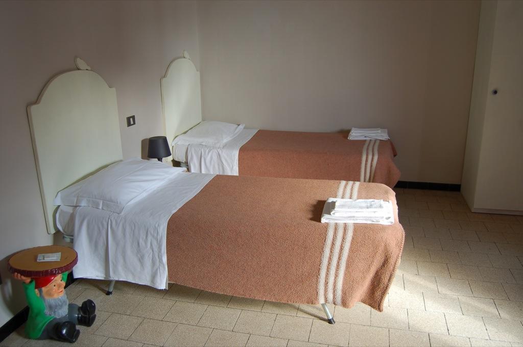 Casa Betania Hotel Кортона Екстериор снимка
